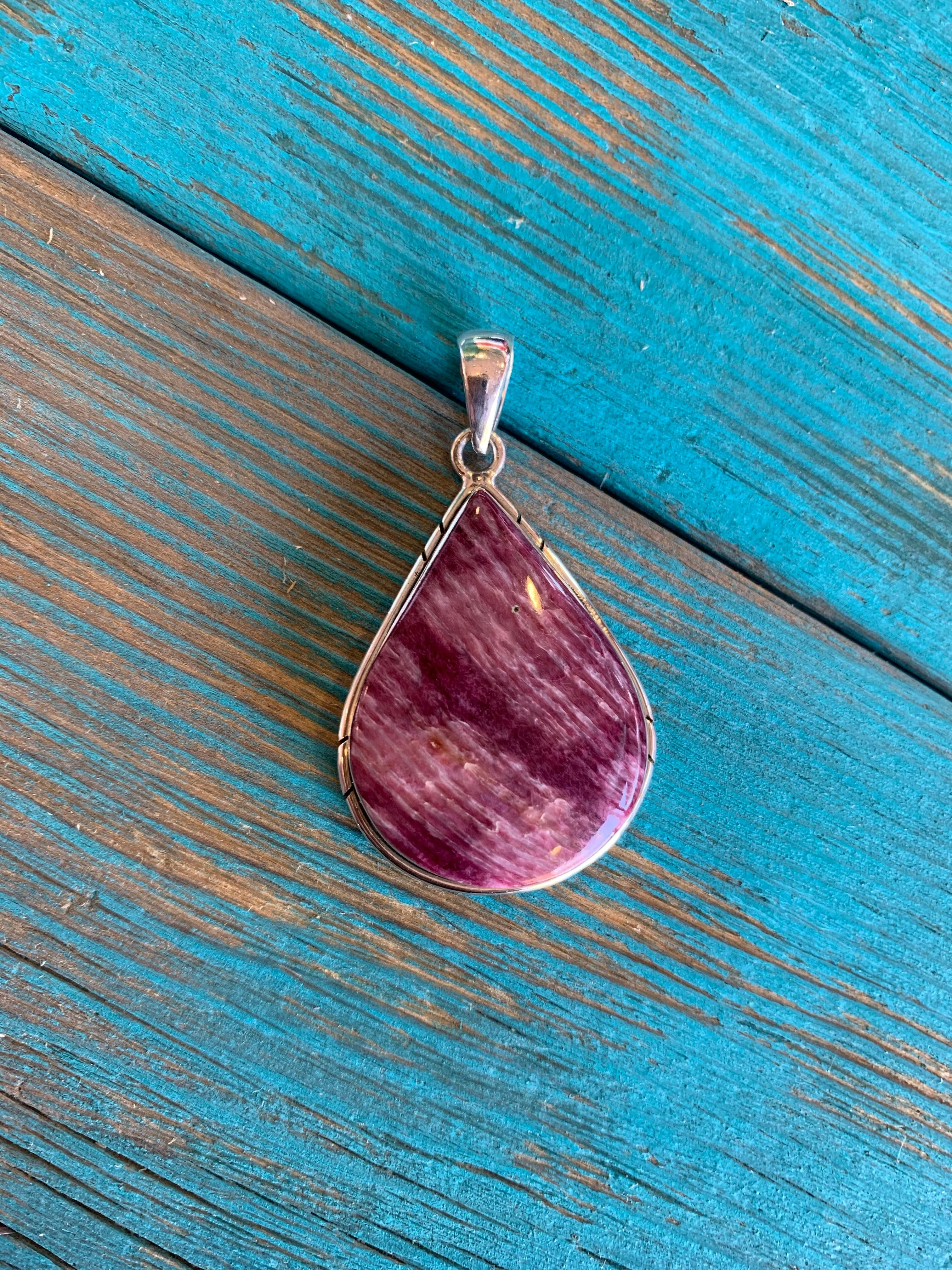 Purple Spiny Oyster Shell pendant