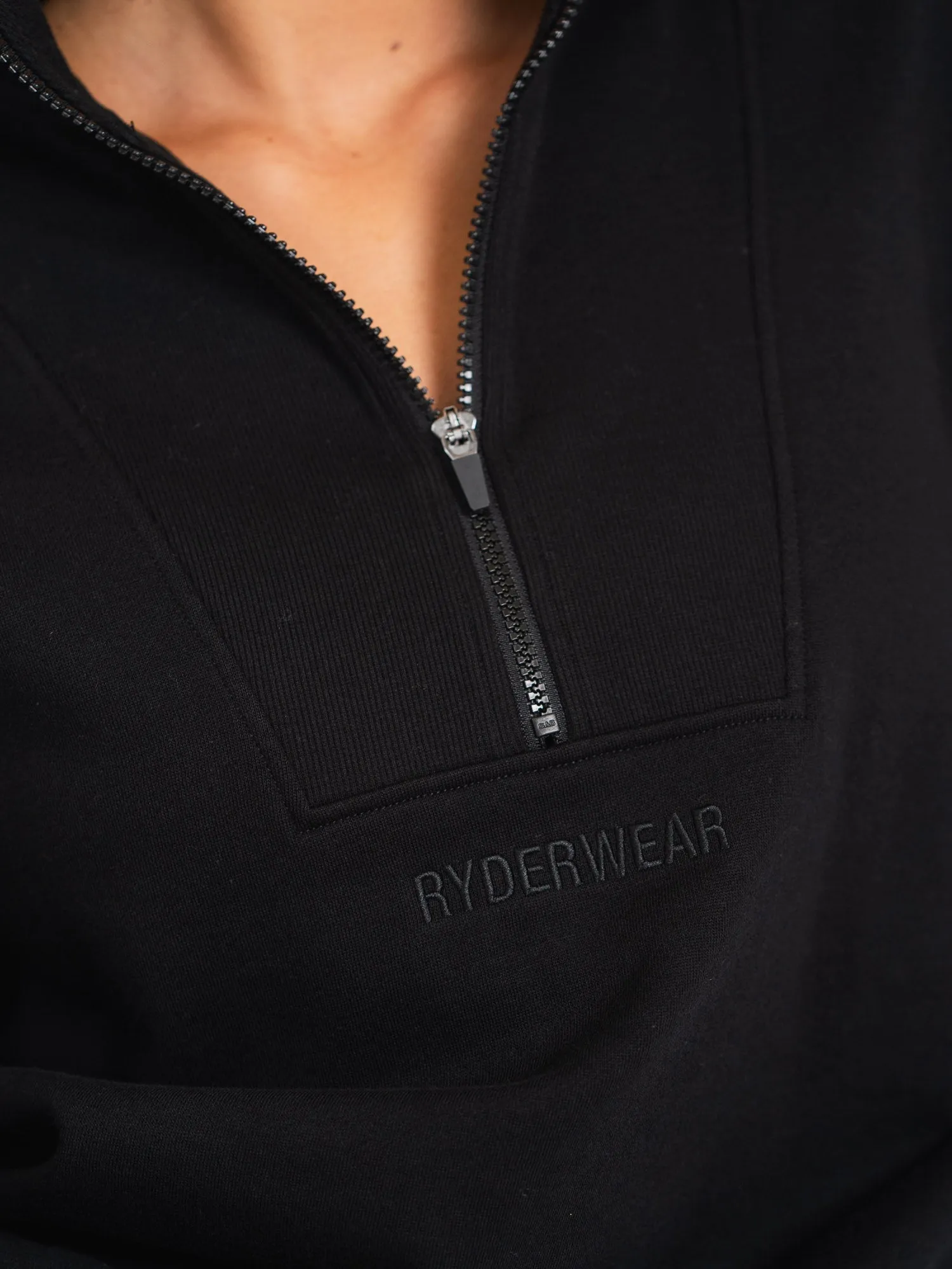 Unisex Half Zip Jumper - Black